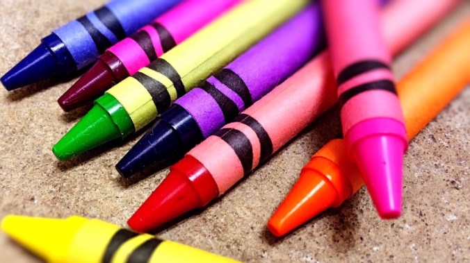 crayons-879974_960_720